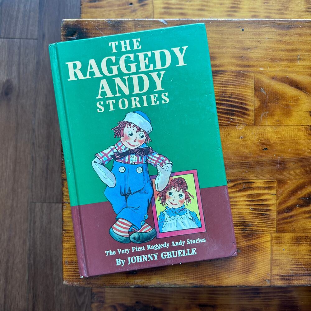Vintage 1996 The Raggedy Andy Stories Hardcover Book